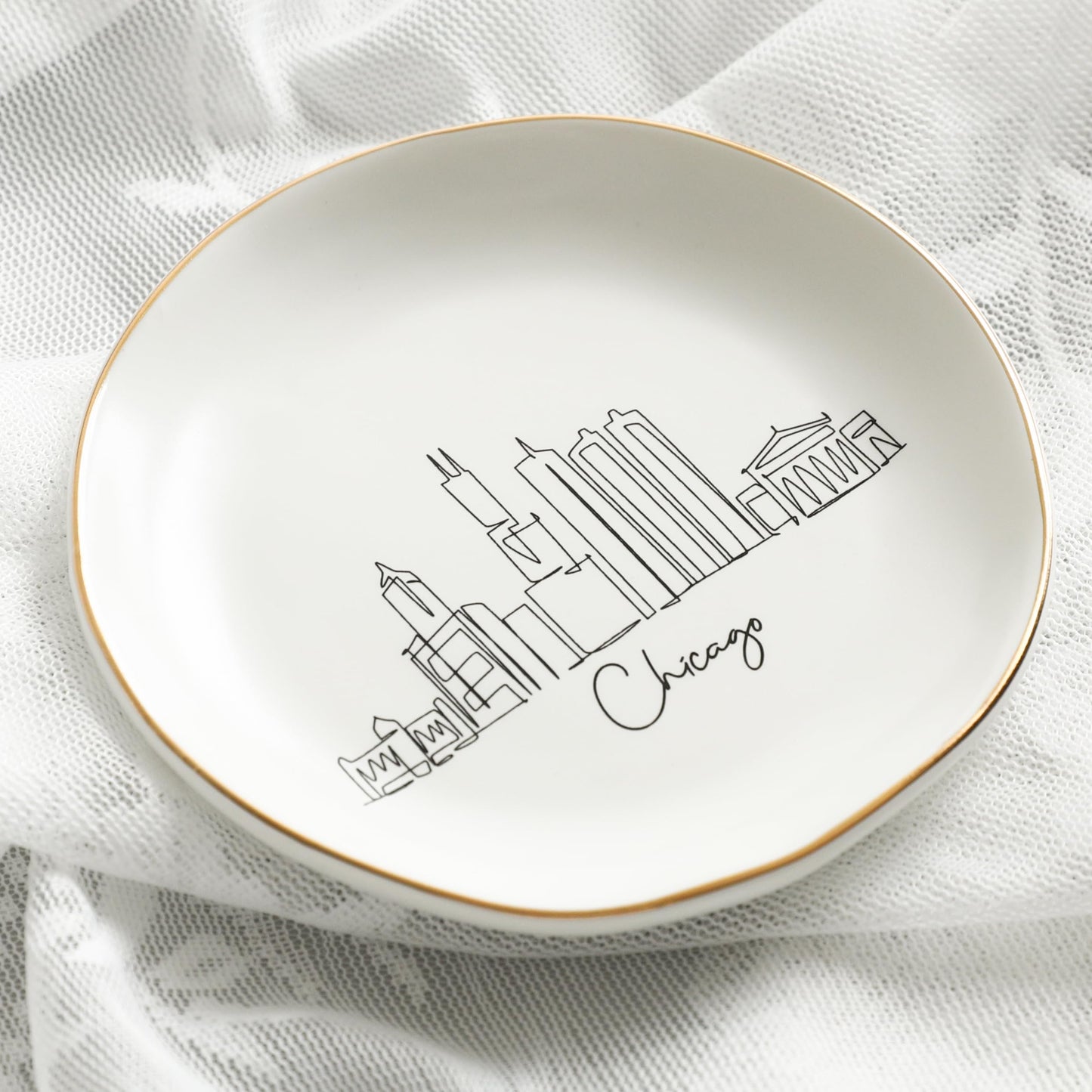 COLLECTIVE HOME - Skyline Jewelry Dish, Ceramic Trinket Dish, Landscape Jewelry Tray, Decorative City View Plate for Rings Earrings Necklaces Bracelet Watch Keys (Chicago)