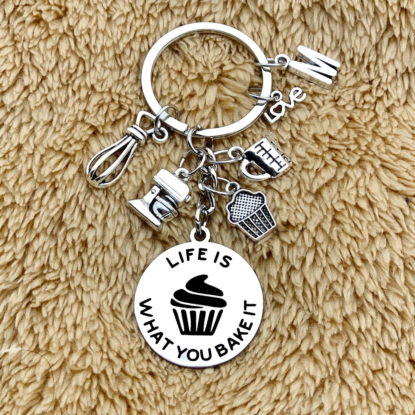 Baking Gifts for Lovers & Chefs - Cupcake Keychain & Graduation Kitchen Presents