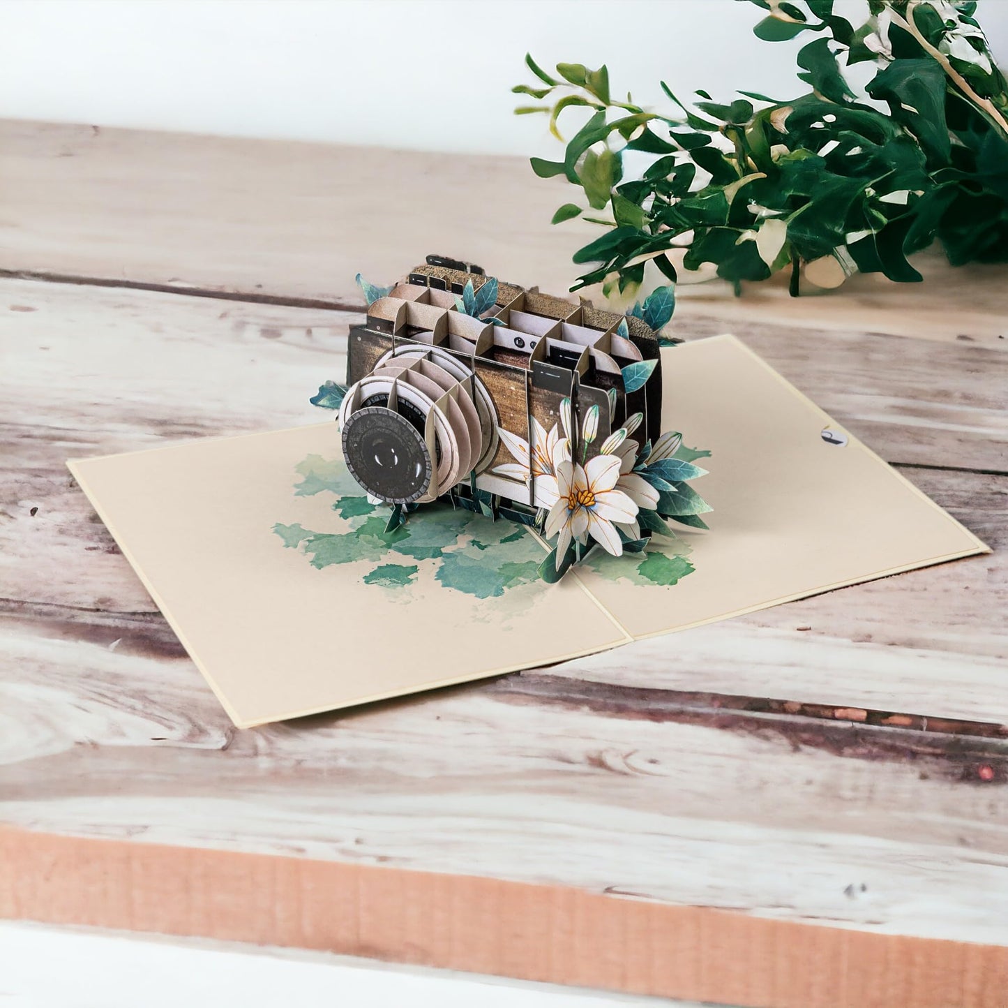 Rykamia Vintage Camera Pop Up Card - Blank & Photography Birthday & Thank You Card for Photographers - Camera Gift