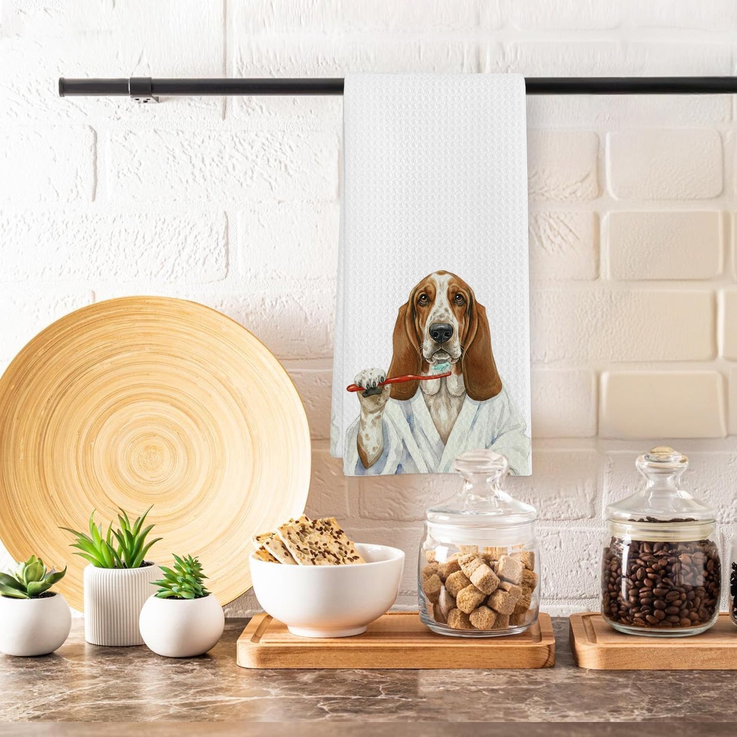 Funny Bassett Basset Hound Dog Bathroom Hand Towel, Bassett Basset Hound Dog Gifts Hand Towel for Bathroom Kitchen Washroom Decor, Funny Dogs Lover Gifts Dish Tea Towels, 16x24 Inch