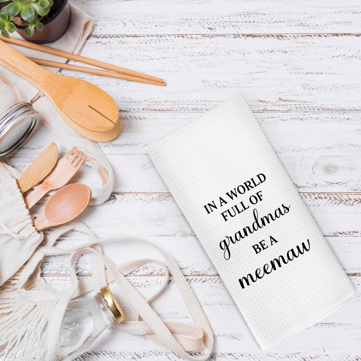 Meemaw Gifts Kitchen Dish Towels 16x24 Inch, Grandma Gifts for Christmas Birthday from Grandkids, in a World Full of Grandmas Be a Meemaw Decorative Hand Towel Tea Towels for Kitchen Bathroom