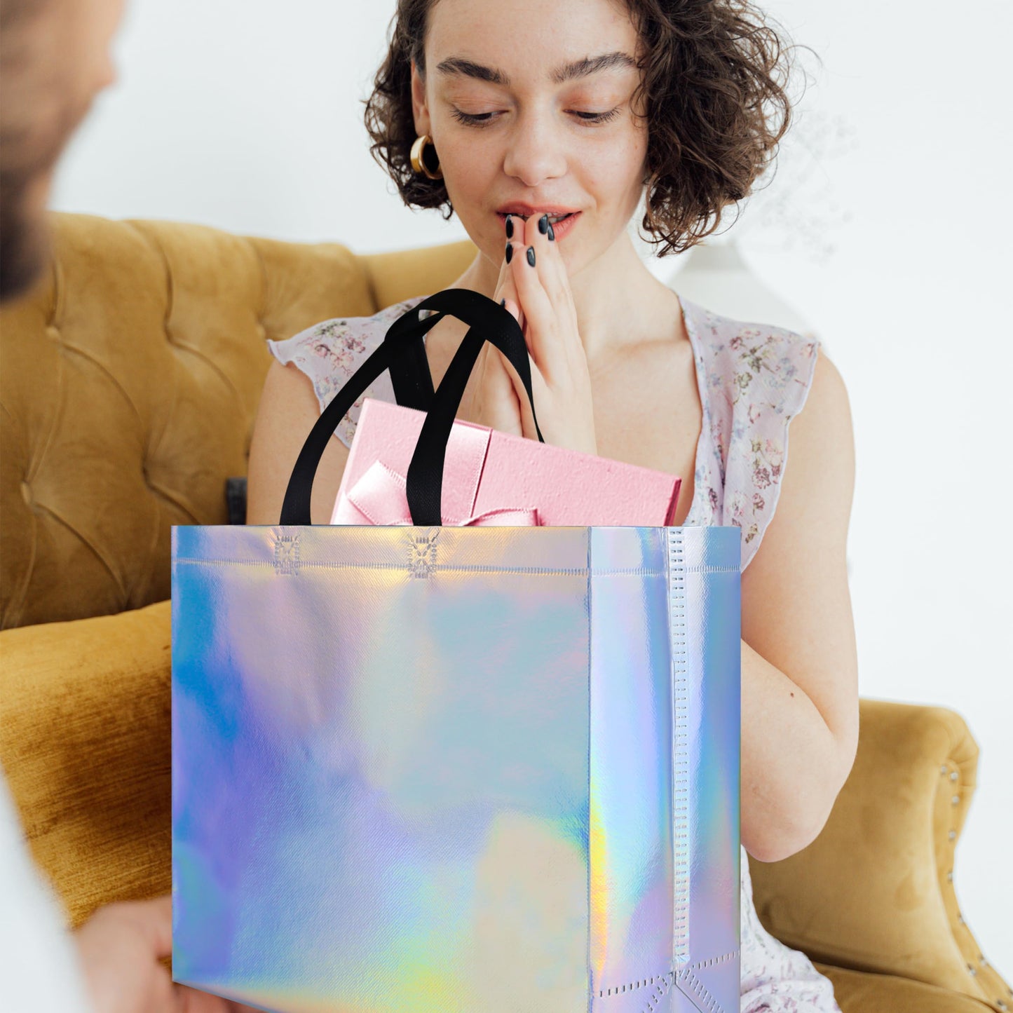 cabzymx Glossy Iridescent Gift Bags 15 Pcs, 12.6x4.7x11 In Reusable Goodie Bags Bulk with Handles & Sturdy Base, Christmas Gift Bags for Birthday, Wedding, Holiday, Party,Thanksgiving