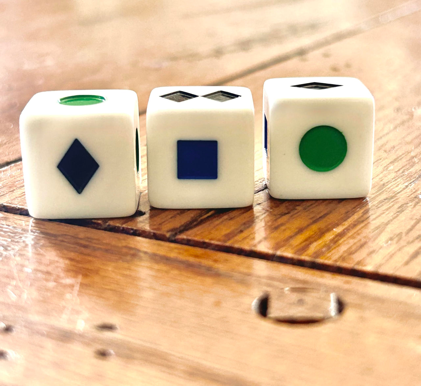 Moguls – Ski-Themed Family Dice Game | 5 Ways to Play | Screen-Free Après Ski Fun for Kids & Adults | Easy Mountain Game for Snowboard Trips, Lodge Nights, Cabins & Winter Game Night