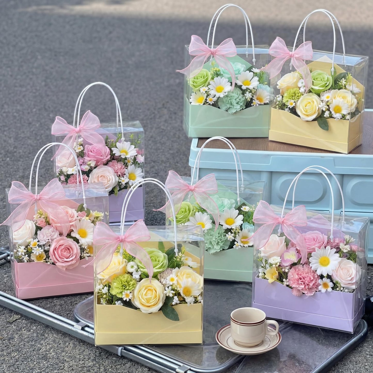 Resurhang 8 Set Flower Gift Boxes for Arrangement Mother's Day Flower Bags with Envelope Gift Boxes Clear plastic Bags with Handle Ribbon for Mom Wedding Bridal Shower Anniversary Floral Arrangement