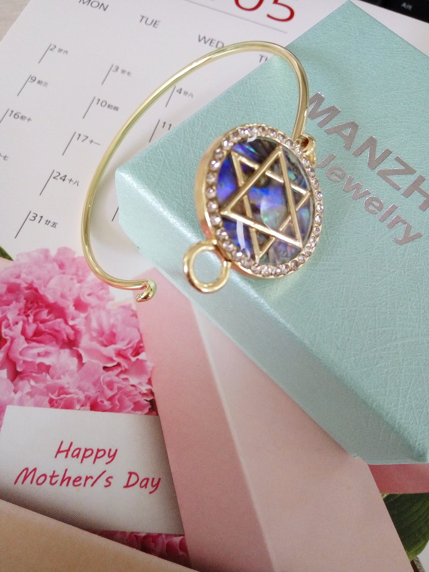 Jewish Charm Star of David Abalone Shell Wire Openable Crystal Bangle Bracelet