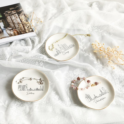 COLLECTIVE HOME - Skyline Jewelry Dish, Ceramic Trinket Dish, Landscape Jewelry Tray, Decorative City View Plate for Rings Earrings Necklaces Bracelet Watch Keys (Chicago)
