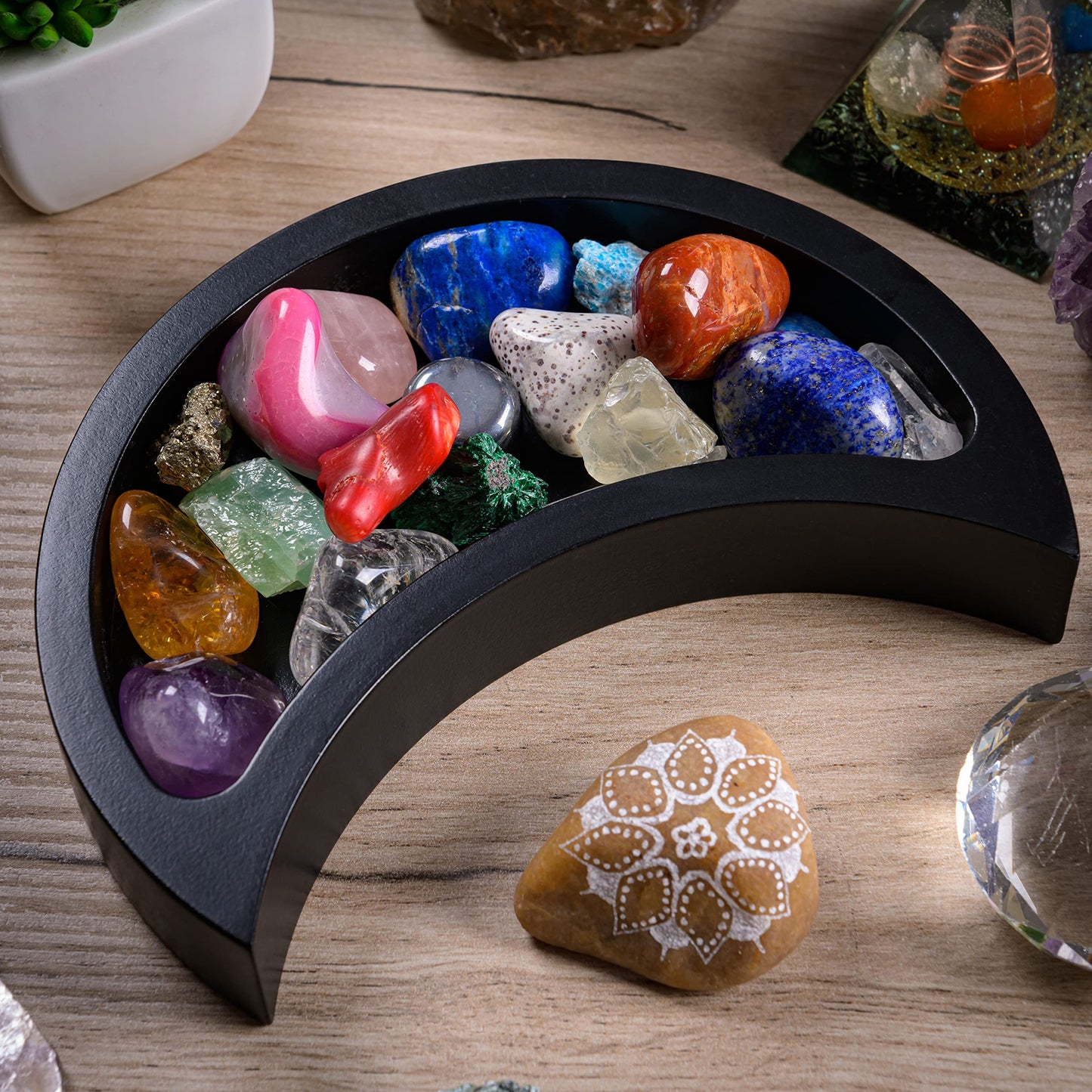 Crescent Moon Tray - Showcase Your Gems, Healing Stones & Treasures - 6"x3" Wooden Crystal Display Tray, Crystal Holder for Stones Display Shelf, Gemstone Rock Holder Charging Bowl, Black, S