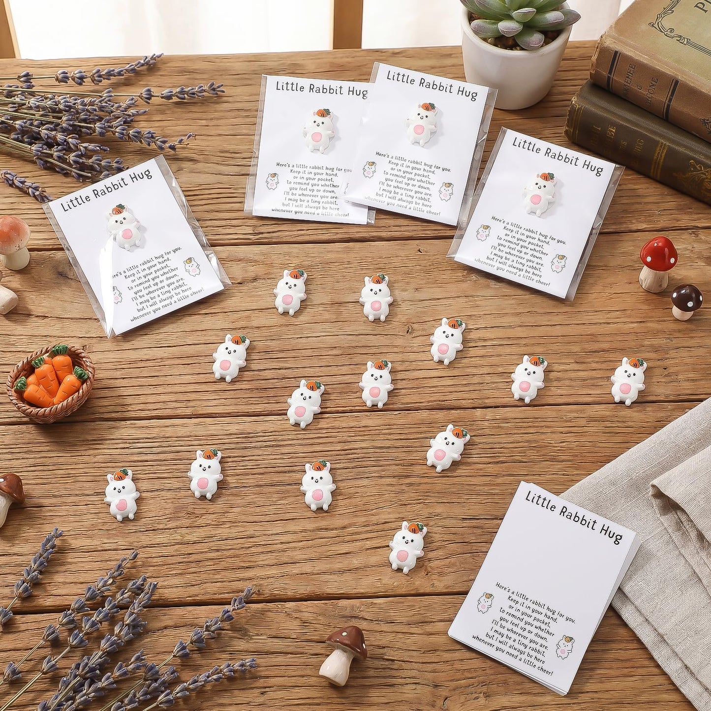 XunYee 18 Sets Pocket Hug Positive Resin Bunny Animal Tokens with Encouragement Cards, Small Gifts Bulk for Coworkers Employee Teacher Adults Party Favors, Emotional Support Stress Relief Gifts