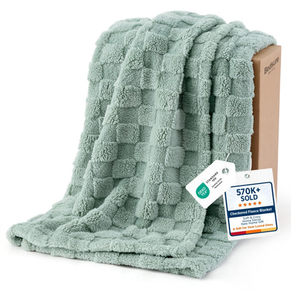 Bedsure GentleSoft Sage Green Throw Blanket for Couch - Checkered Cute Fleece Blankets, Soft Cozy Spring Summer Throw for Bedroom Home Decor Gifts for Girls, Green, 50x60 Inches