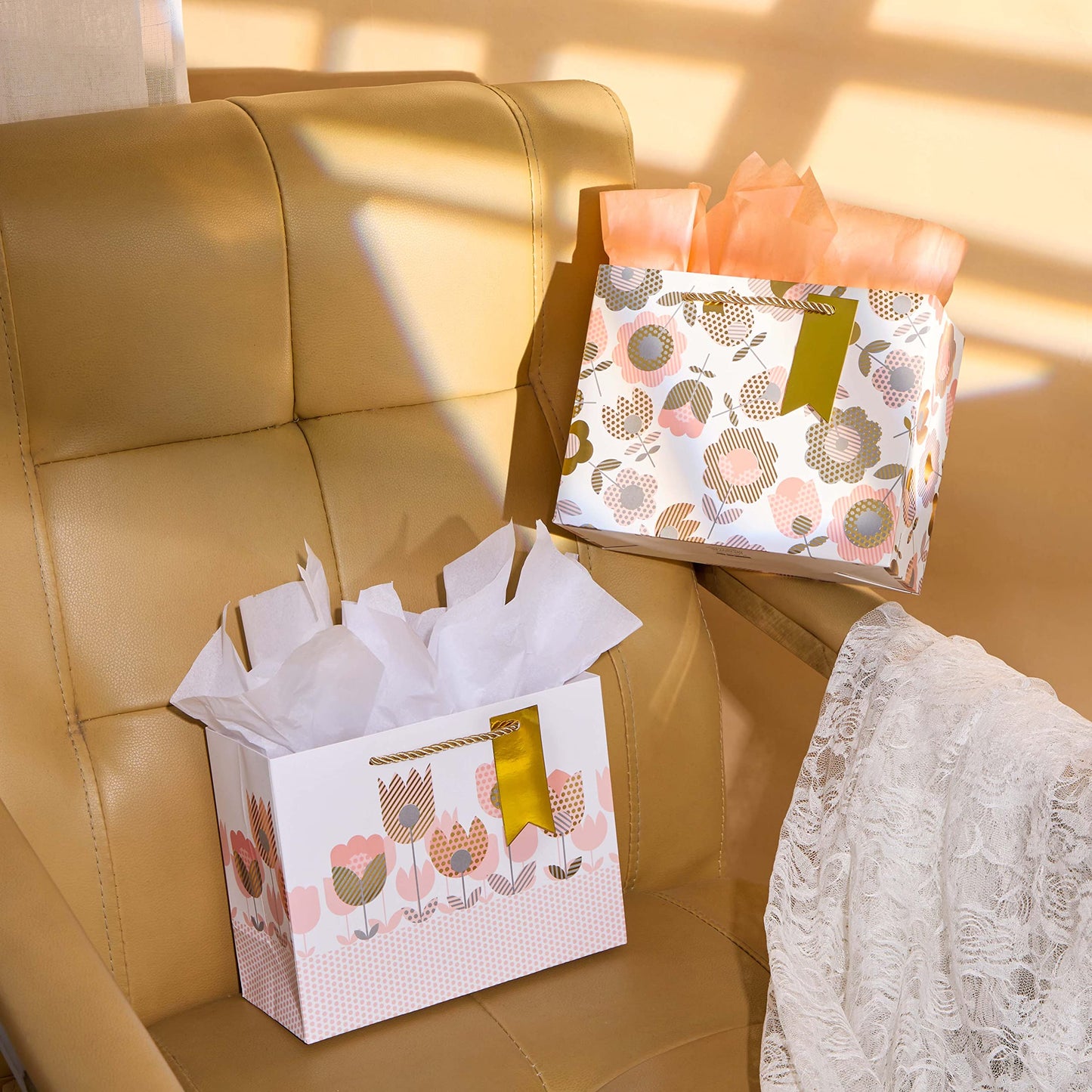 SUNCOLOR 2-Pack 9 Inch Flower Gift Bags with Tissue Paper, Floral Gift Bags for Mother's Day Birthday Bridal Shower Easter